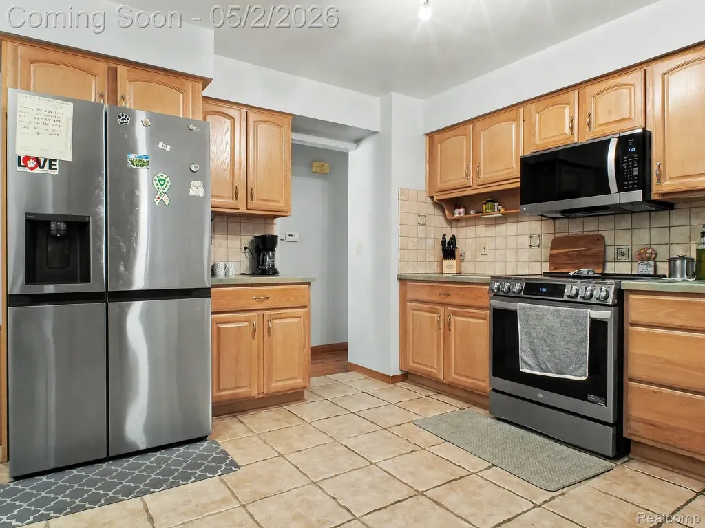 4488 Thorntree Drive Burton City MI 48509