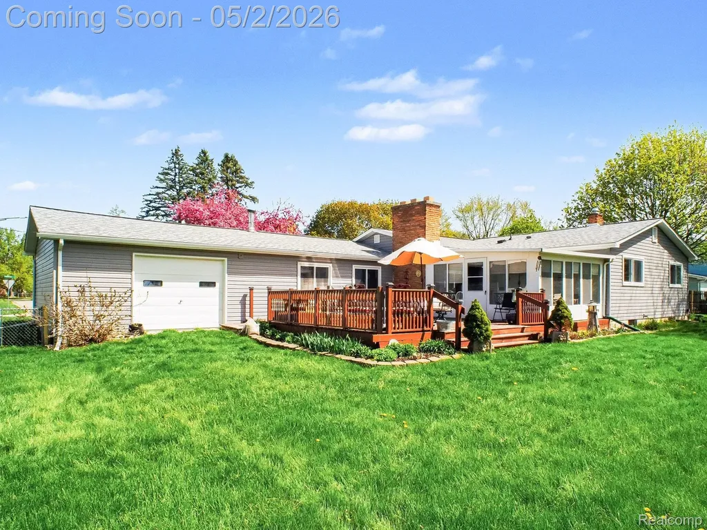 4488 Thorntree Drive Burton City MI 48509