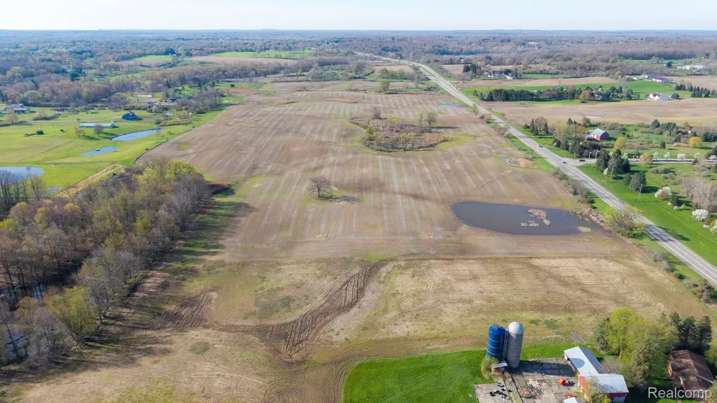 Parcel 6 Lapeer Road Metamora Township MI 48371