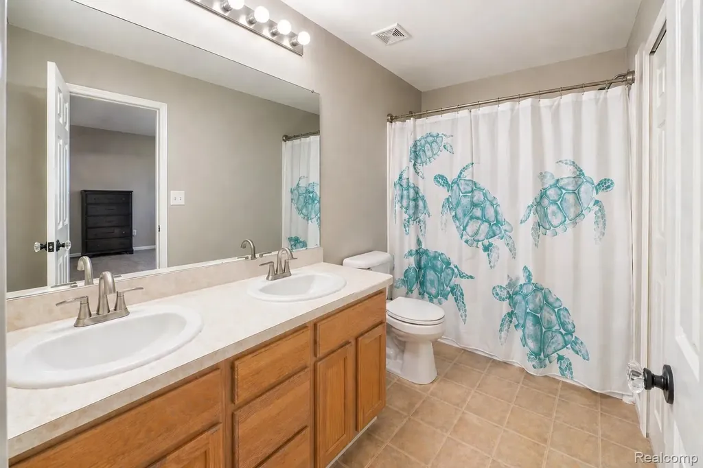 29516 Hunter Street Brownstown Charter Township MI 48183