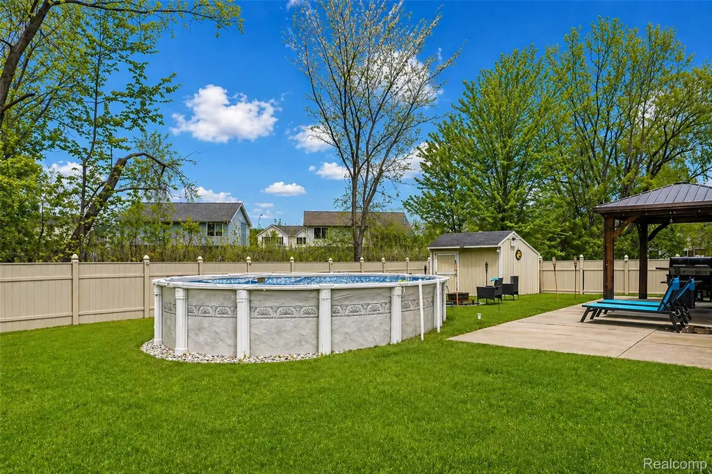 29516 Hunter Street Brownstown Charter Township MI 48183