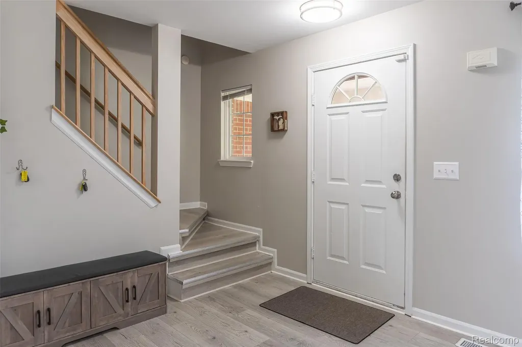 29516 Hunter Street Brownstown Charter Township MI 48183