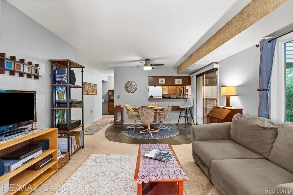 250 Briarcrest Drive Ann Arbor City MI 48104