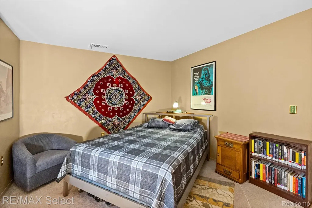250 Briarcrest Drive Ann Arbor City MI 48104