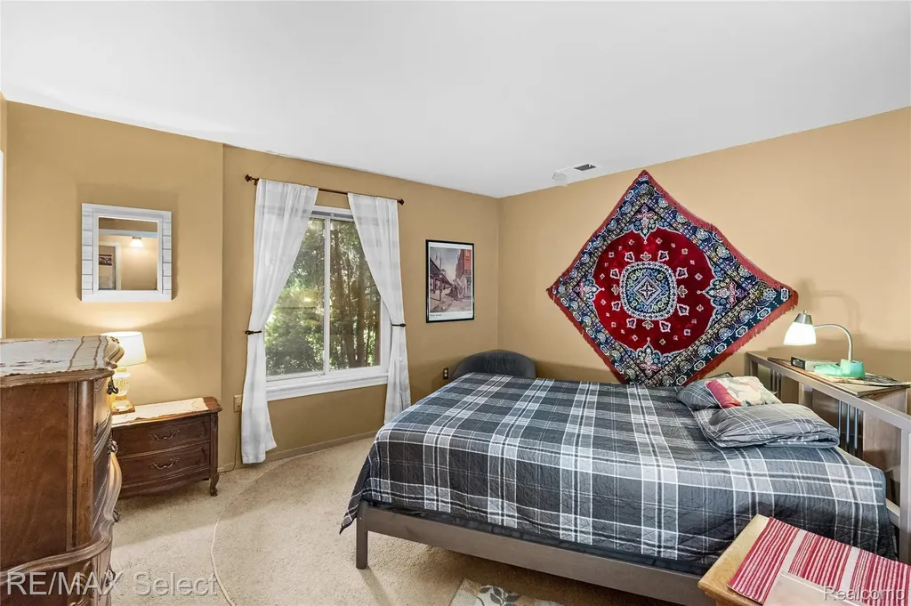 250 Briarcrest Drive Ann Arbor City MI 48104