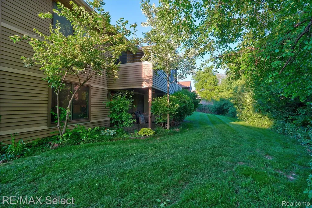 250 Briarcrest Drive Ann Arbor City MI 48104
