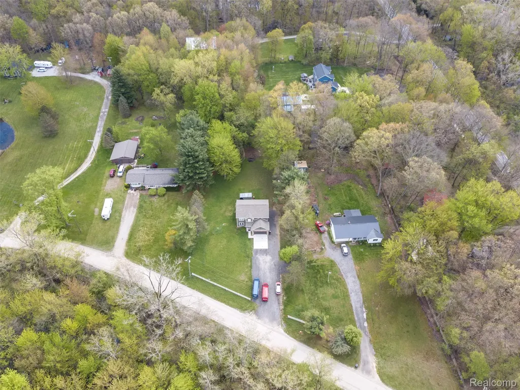 11913 Tuttle Hill Road Augusta Charter Township MI 48191