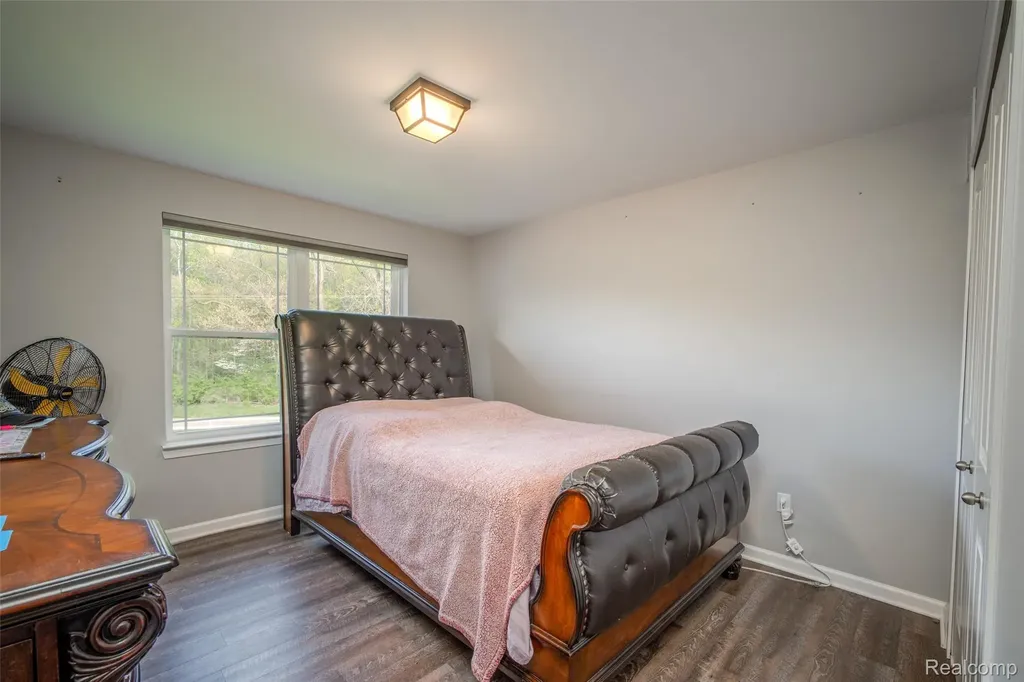 11913 Tuttle Hill Road Augusta Charter Township MI 48191