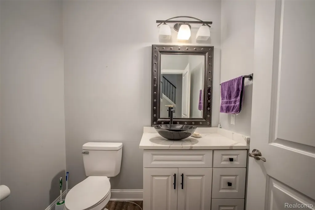 11913 Tuttle Hill Road Augusta Charter Township MI 48191