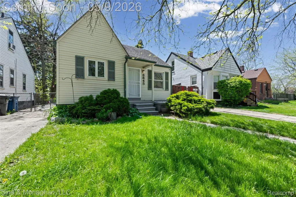 8845 Canyon Street Detroit City MI 48236