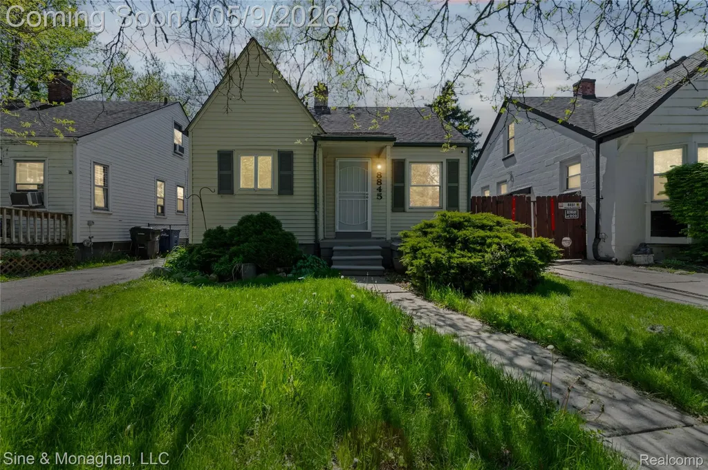 8845 Canyon Street Detroit City MI 48236