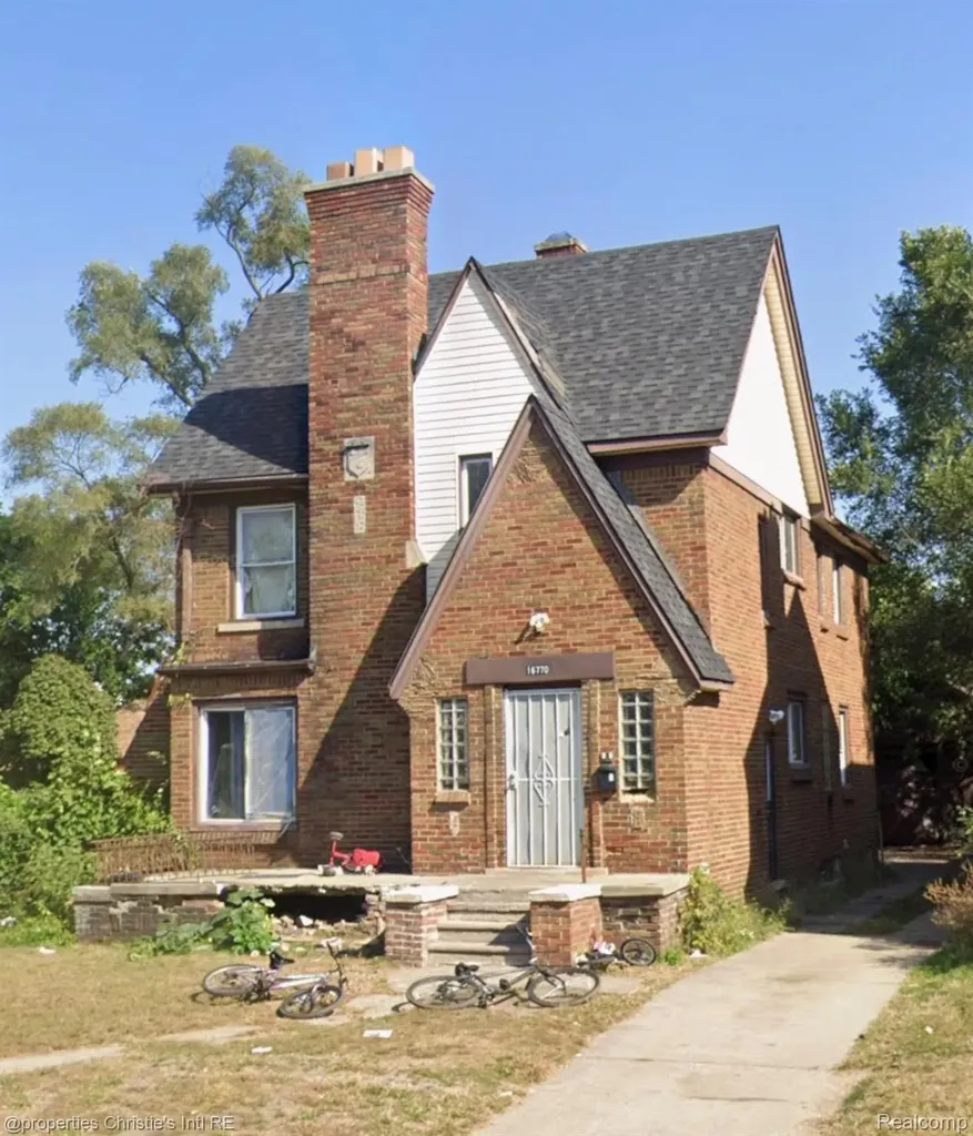 16770 Greenlawn Street Detroit City MI 48221