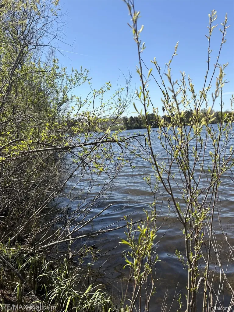 Parcel 2 Pineway Trail Howell Township MI 48855