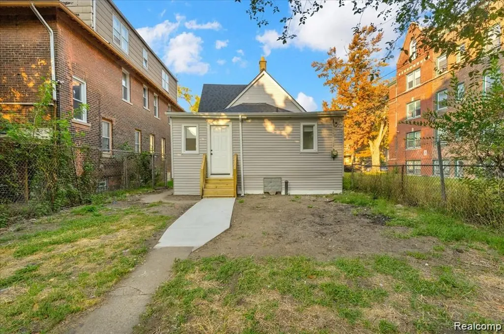 2012 Hubbard Street Detroit City MI 48209