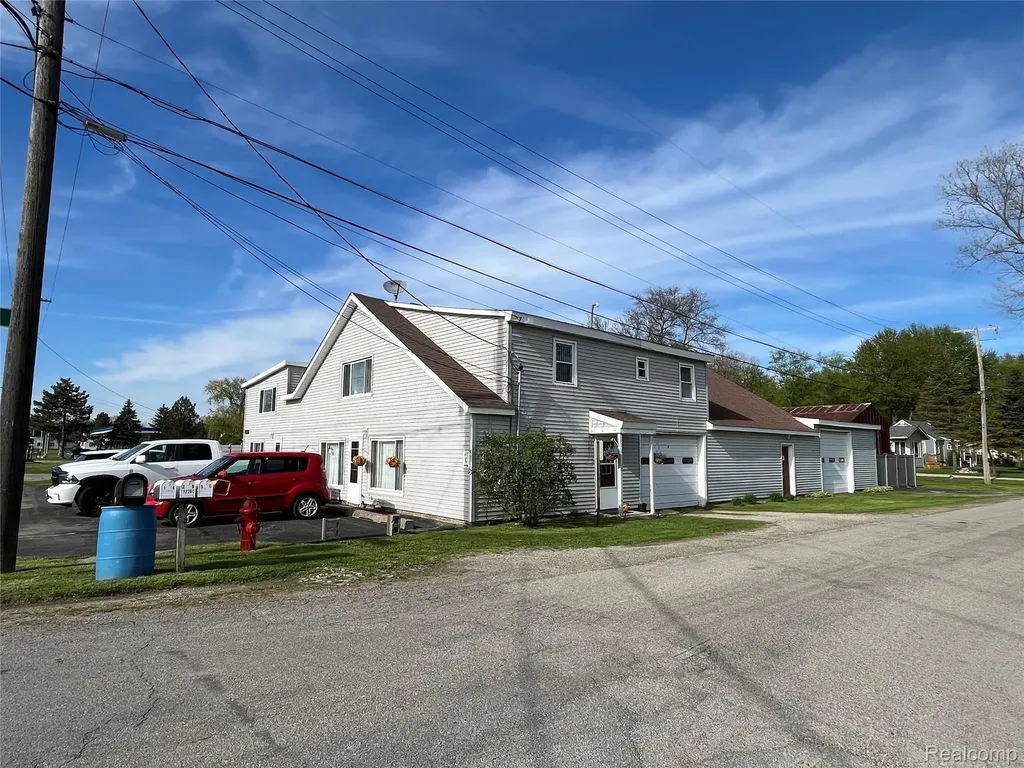 12660 Grafton Road Ash Township MI 48117