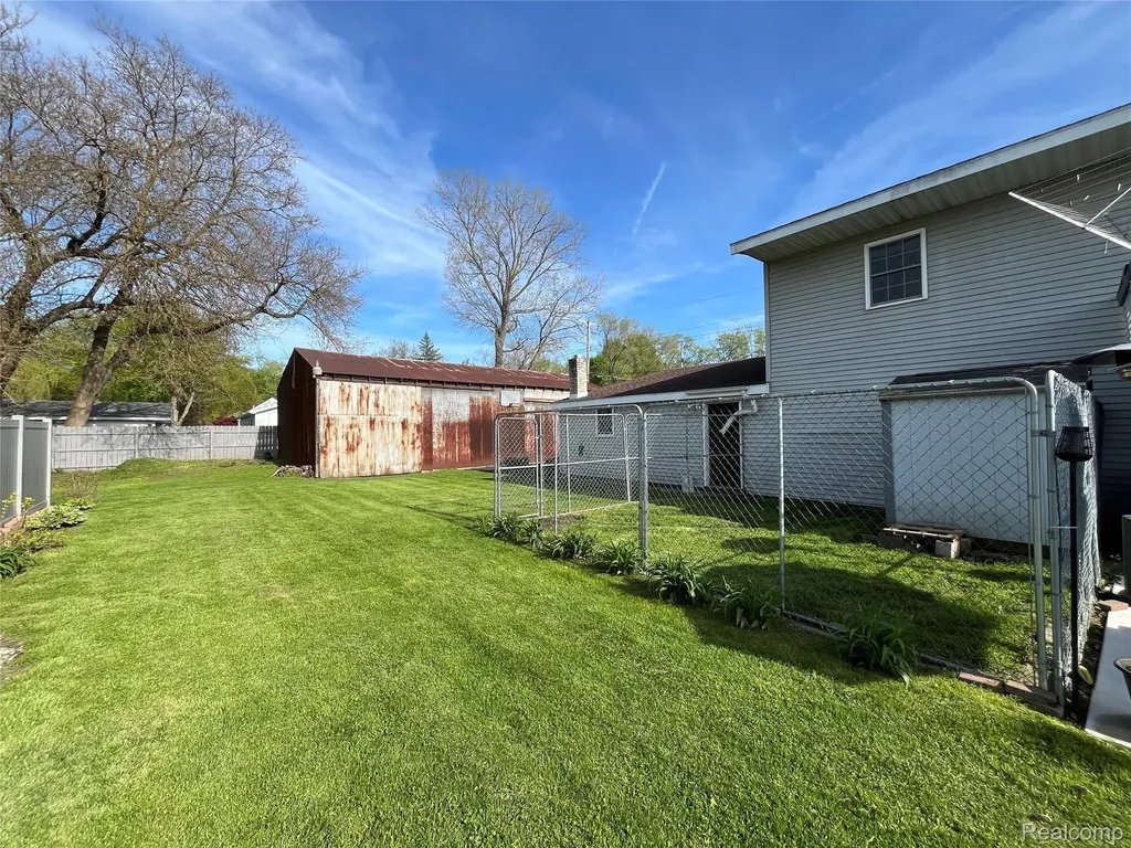 12660 Grafton Road Ash Township MI 48117