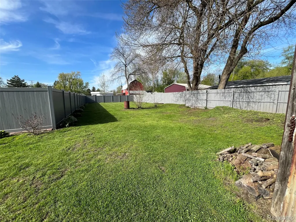 12660 Grafton Road Ash Township MI 48117