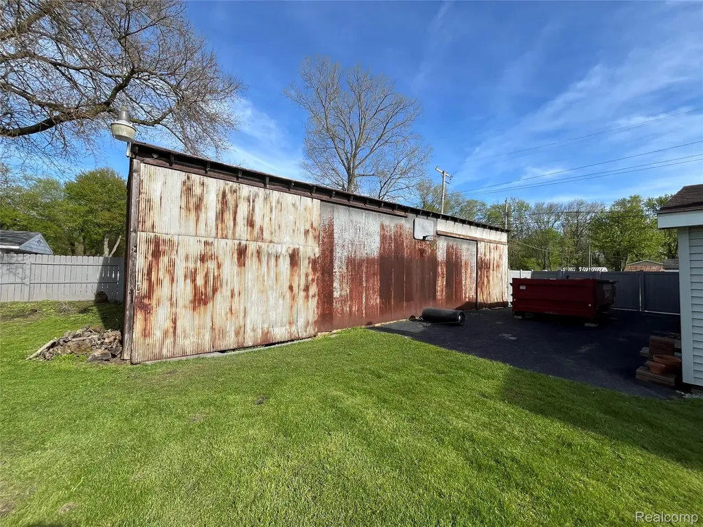 12660 Grafton Road Ash Township MI 48117