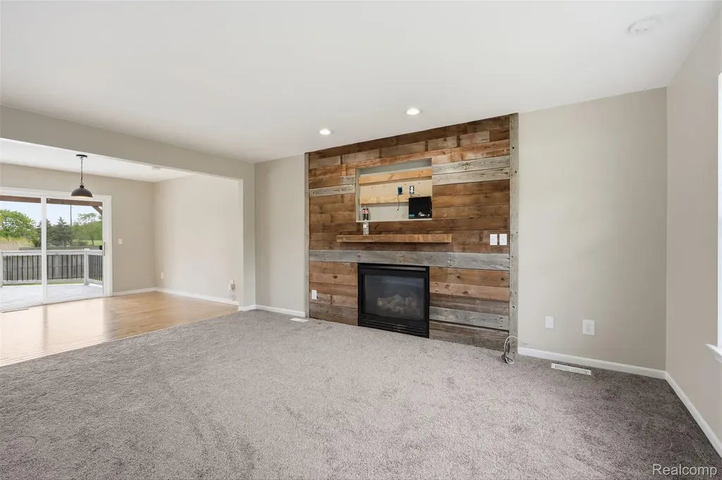 30179 Kim Lane 5 Romulus City MI 48174