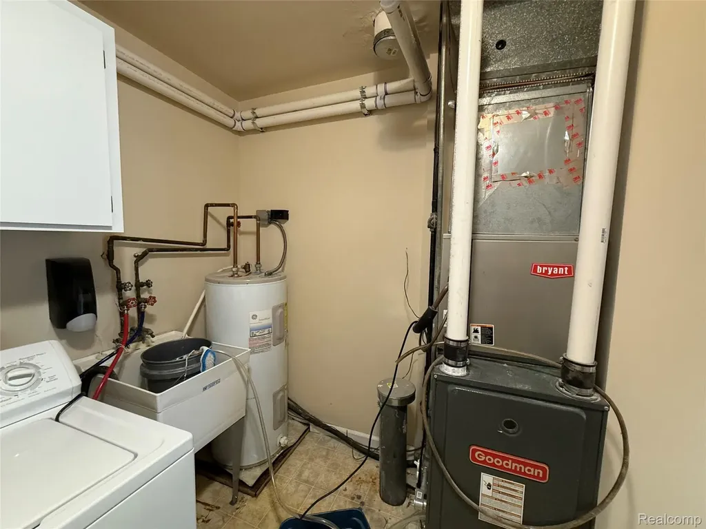 33711 Floyd Street Clinton Charter Township MI 48035