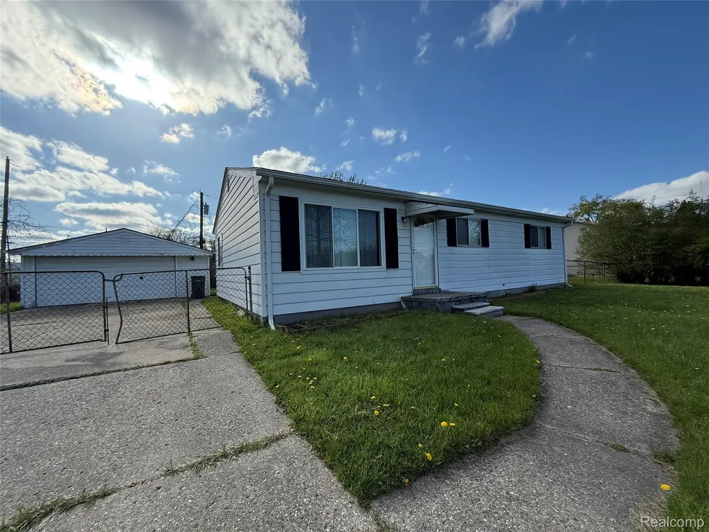 33711 Floyd Street Clinton Charter Township MI 48035