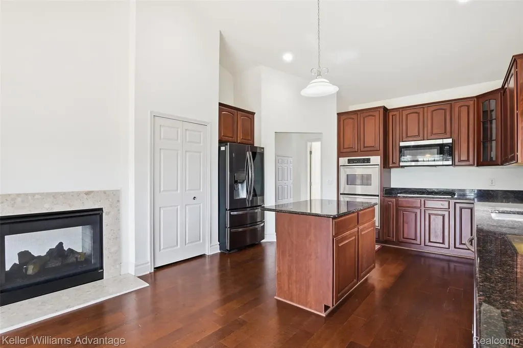 Farmington Hills City MI 48331