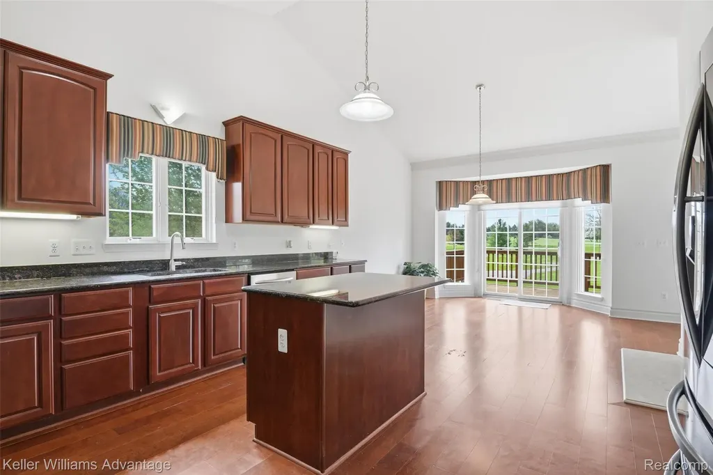 Farmington Hills City MI 48331