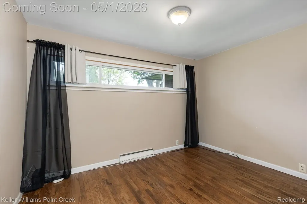 17469 Doris Fraser City MI 48026