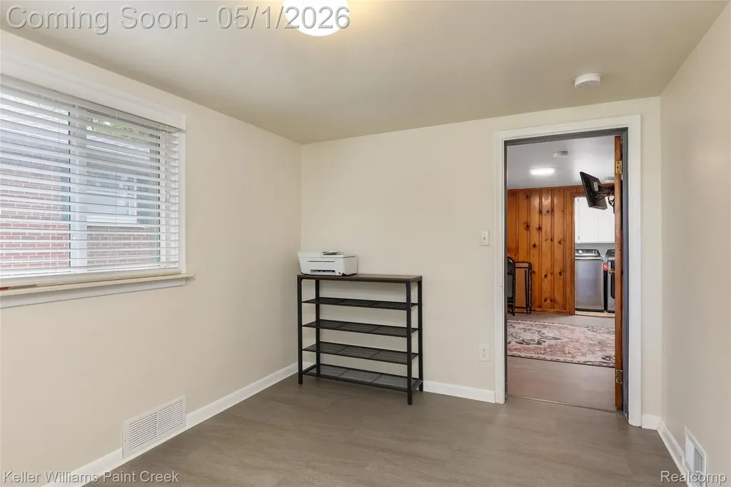 17469 Doris Fraser City MI 48026