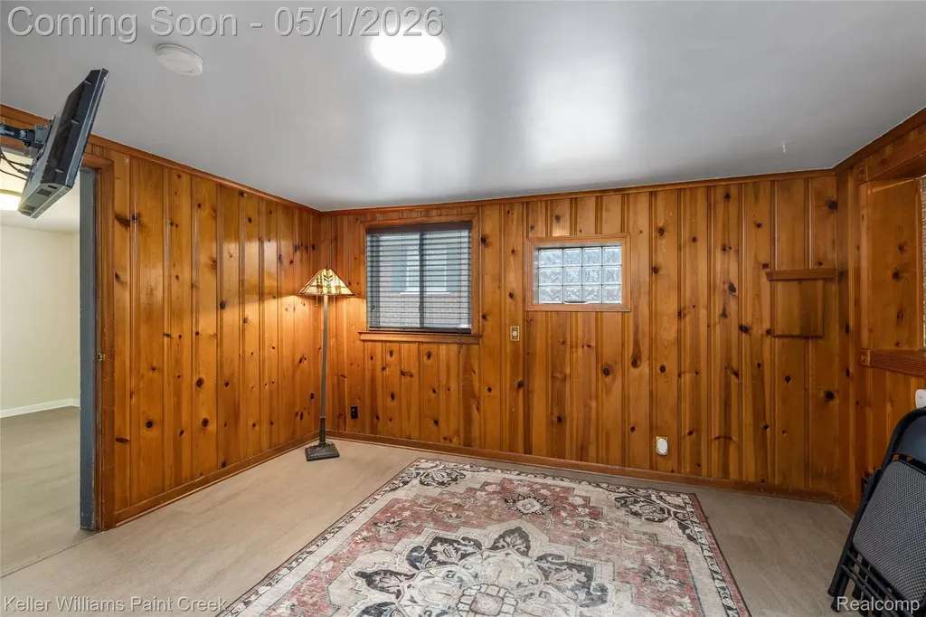 17469 Doris Fraser City MI 48026