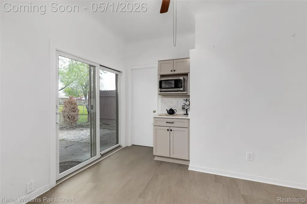 17469 Doris Fraser City MI 48026