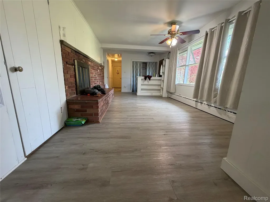 28147 Wildwood Trail Farmington Hills City MI 48336
