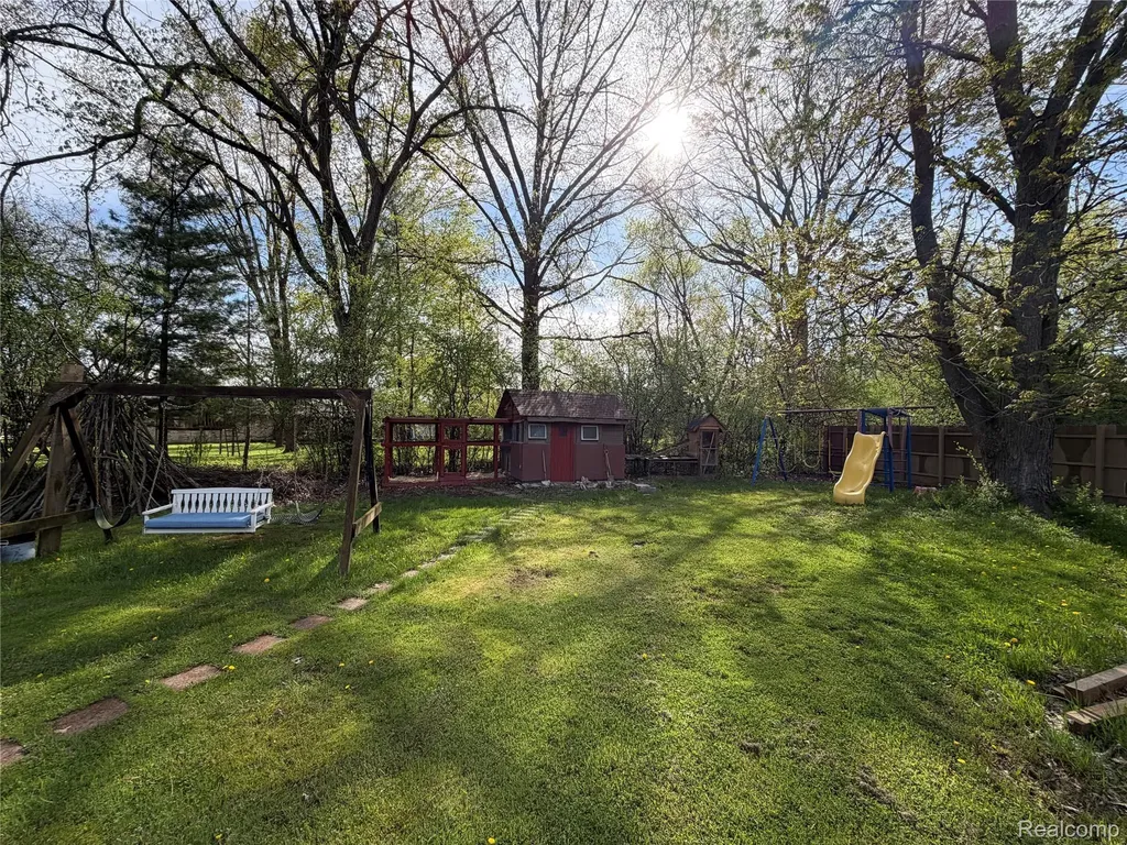 28147 Wildwood Trail Farmington Hills City MI 48336