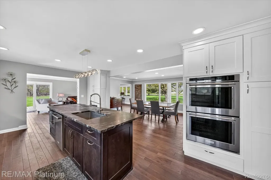 7687 Parshallville Road Hartland Township MI 48430