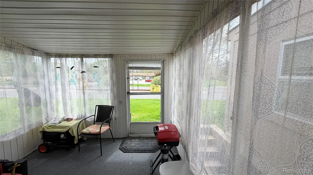 25106 Franklin Terrace South Lyon City MI 48178