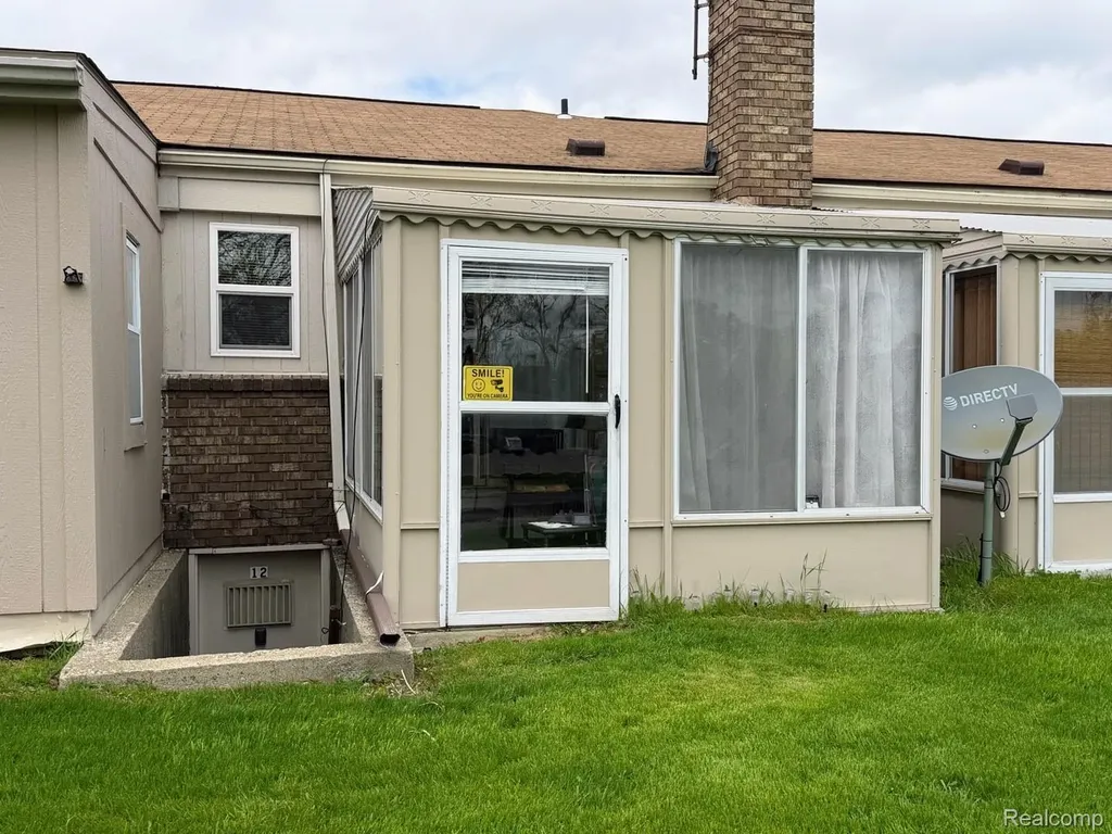 25106 Franklin Terrace South Lyon City MI 48178
