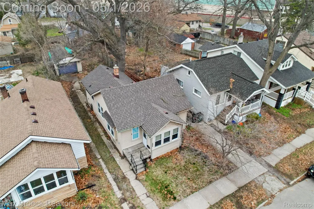595 E Drayton Street Ferndale City MI 48220