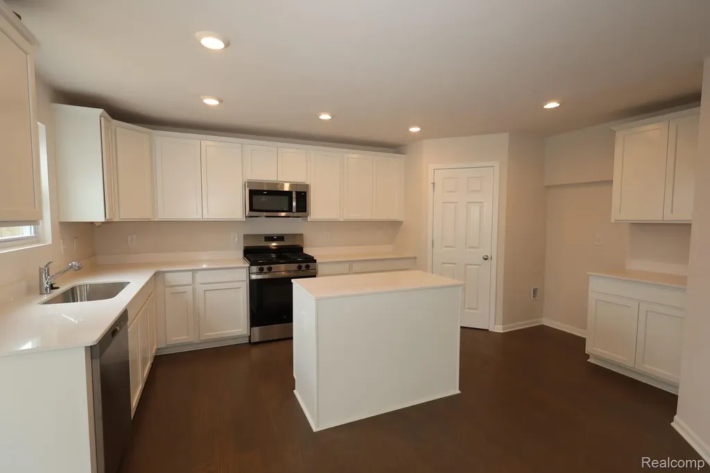 4195 Cedar Lane Grand Blanc Charter Township MI 48439