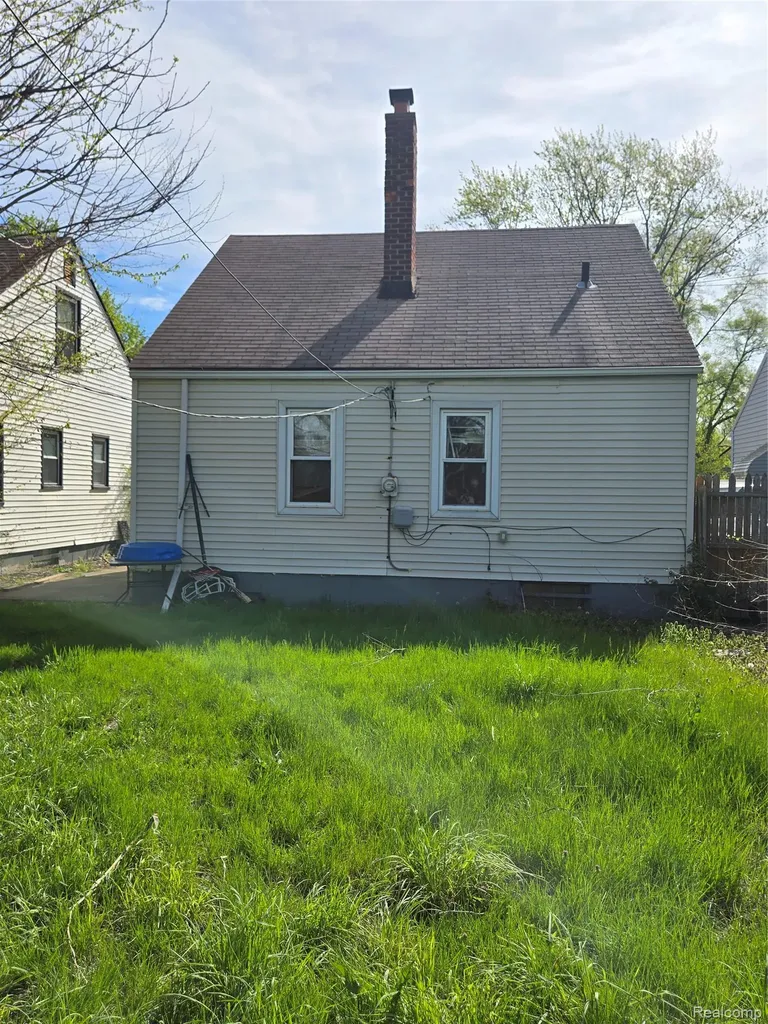 19475 Fenmore Street Detroit City MI 48235