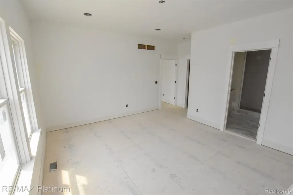 4570 Stillmeadow Genoa Township MI 48843