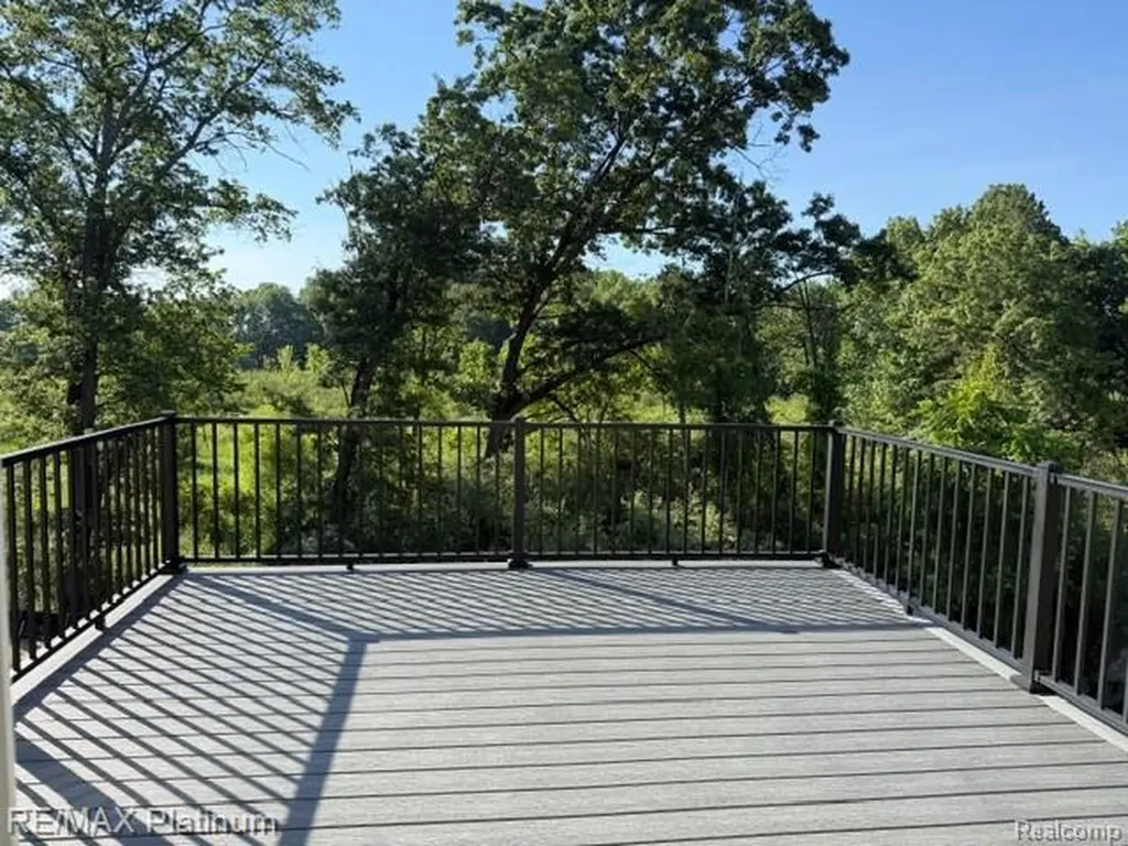 4570 Stillmeadow Genoa Township MI 48843