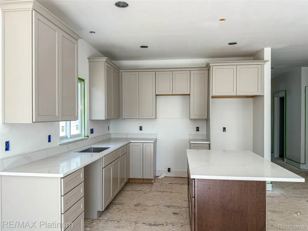 4570 Stillmeadow Genoa Township MI 48843