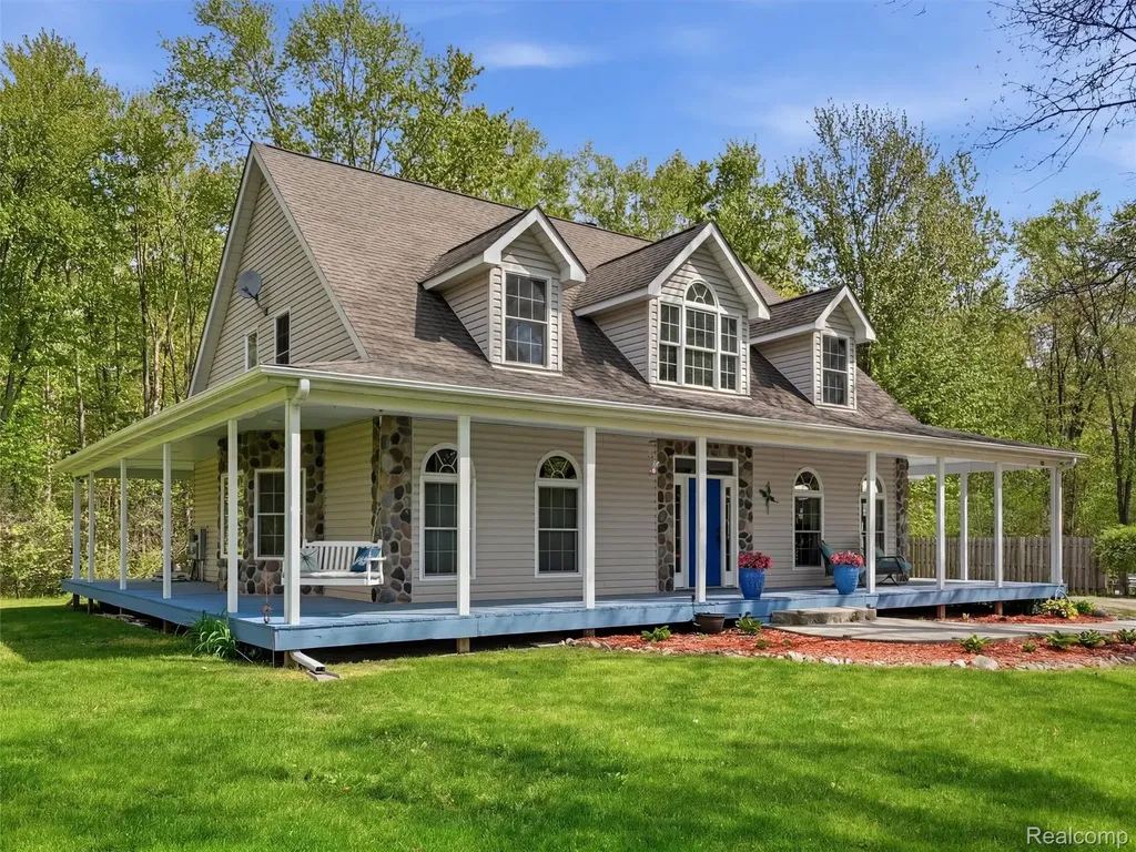 5790 Roberts Road Cottrellville Township MI 48039