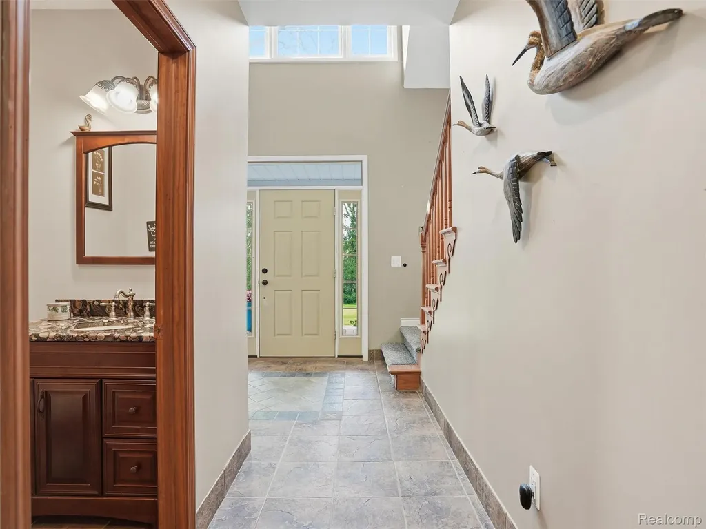 5790 Roberts Road Cottrellville Township MI 48039
