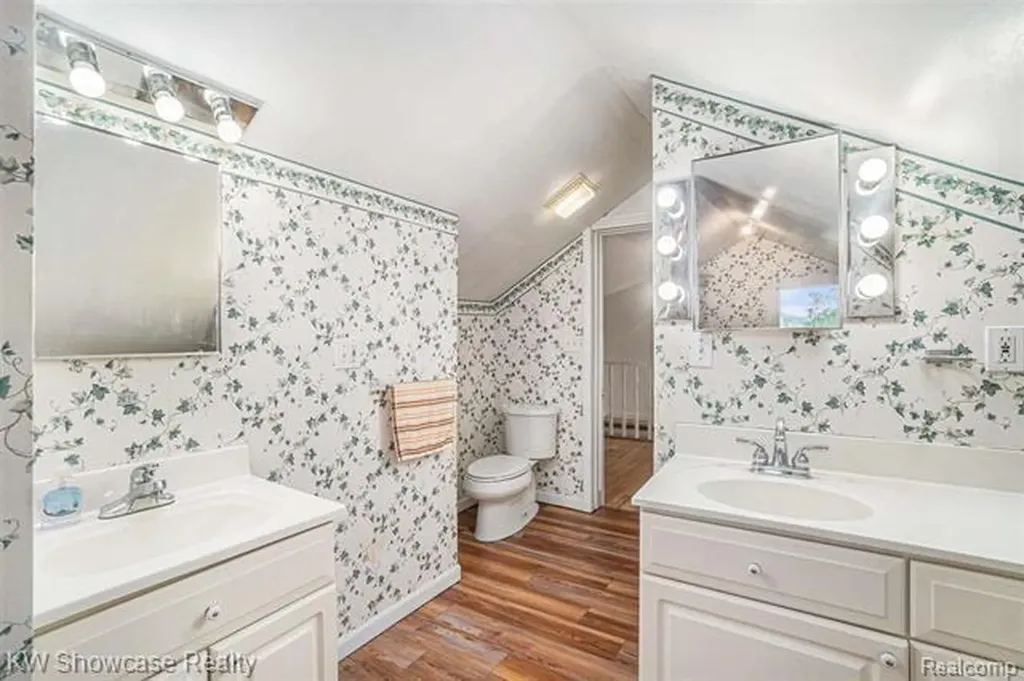 8198 Horton Bay Road Bay Township MI 49770