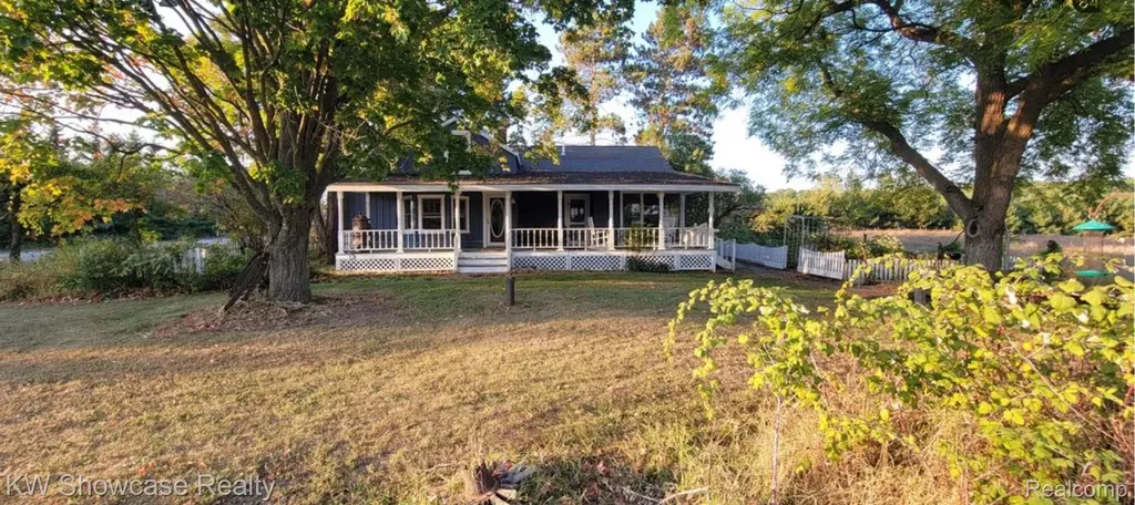 8198 Horton Bay Road Bay Township MI 49770