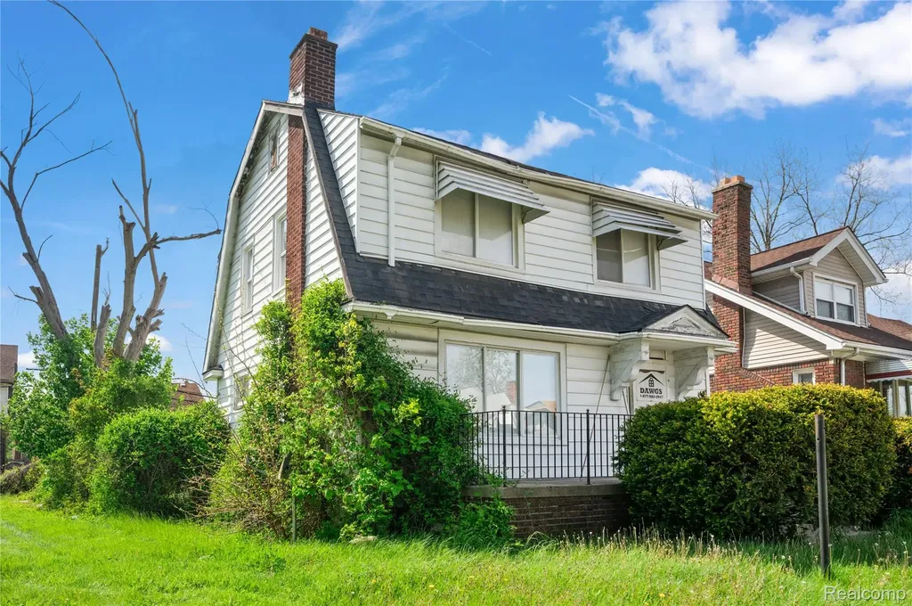 13111 Manor Street Detroit City MI 48238