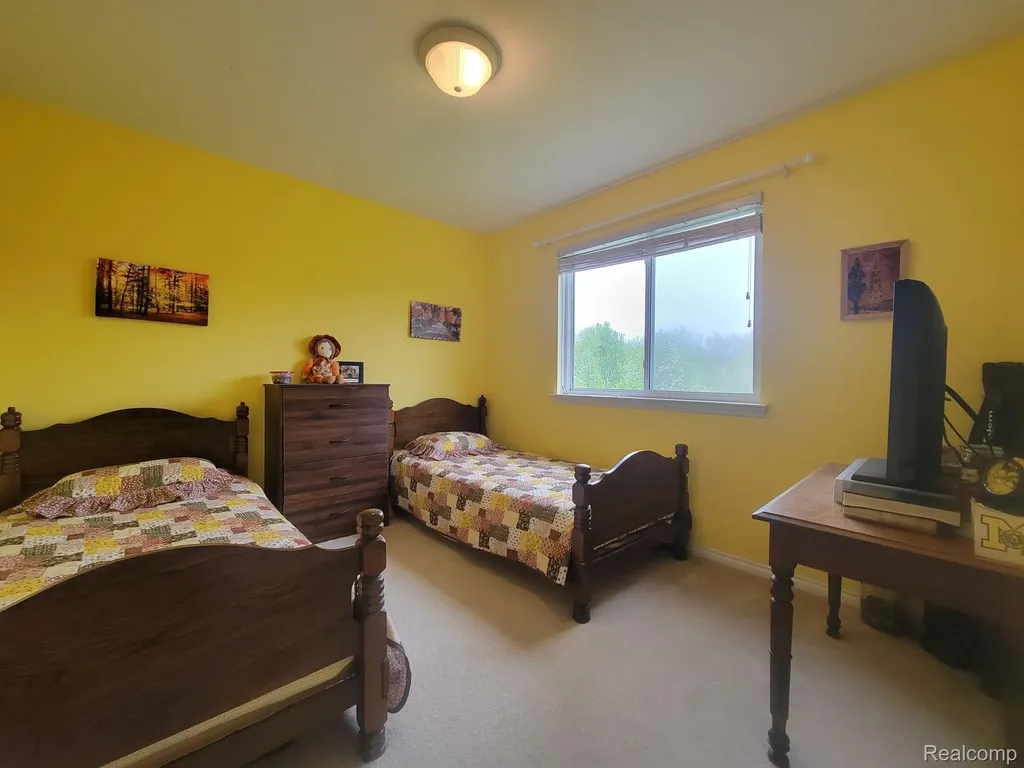 10224 Wellington Drive Springfield Charter Township MI 48348
