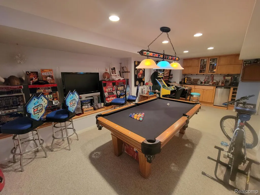 10224 Wellington Drive Springfield Charter Township MI 48348