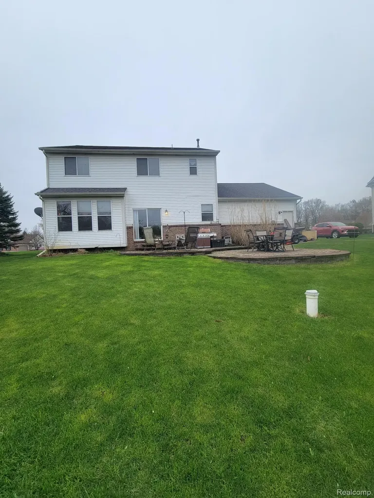 10224 Wellington Drive Springfield Charter Township MI 48348